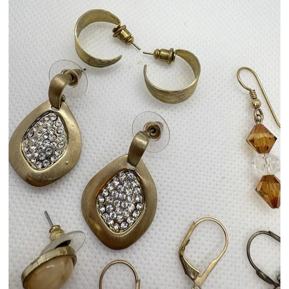 Lot of 5 Pairs Vintage Earrings‎ Gold Tone Crystal Rhinestone Glass Shell Pink